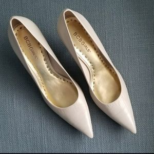 BCBGIRLS cream color heels